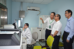 广东药科大学领导参观广州圣丹福医院现场图二